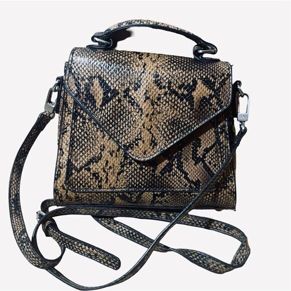 Urban Outfitters Snakeskin Crossbody - Picture 1 of 7